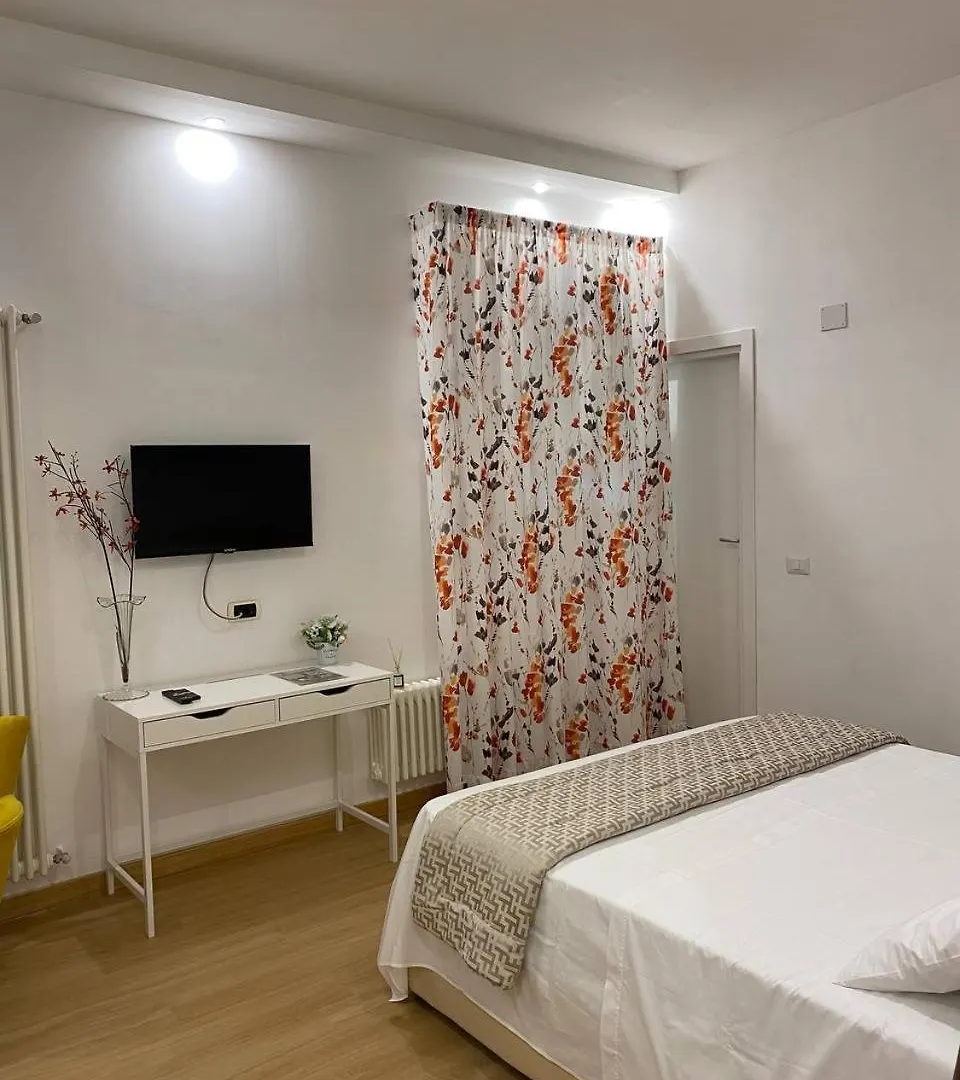 Domus San Martino Bed & Breakfast Naples 0*,